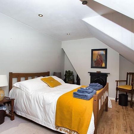 Restful And Cosy 4 Bed Home Minutes From The Beach Sandgate Exterior foto